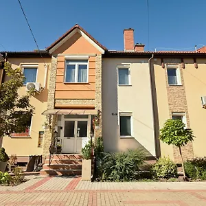 Bellavista 1 Apartman Eger