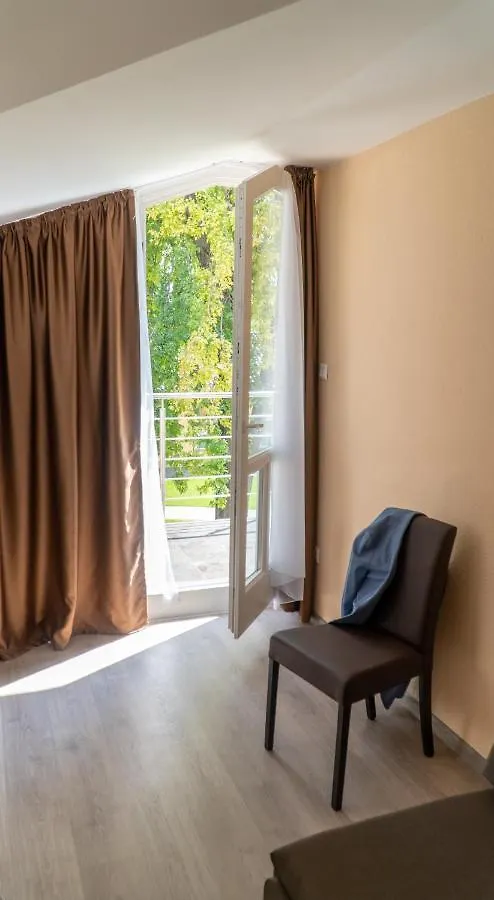 Eprespark Panzio Vecsés Panzió